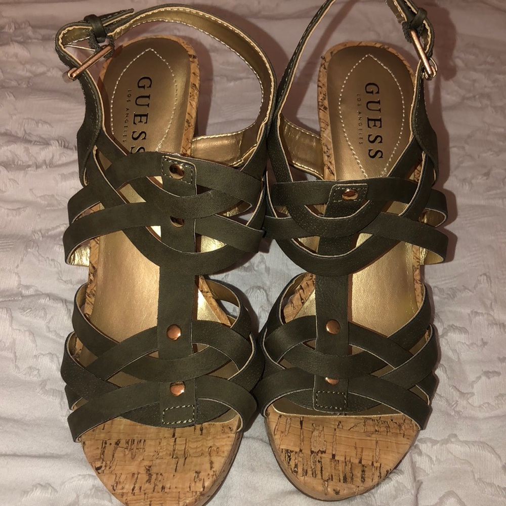 Green and gold GUESS cork women’s wedges size 7
